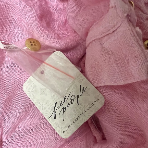 BNWT Free People Top Wink My Way In Chalk Pink - Picture 9 of 11